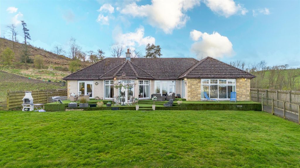 5 bed detached house for saleBurnflat Brae, Hawick TD9