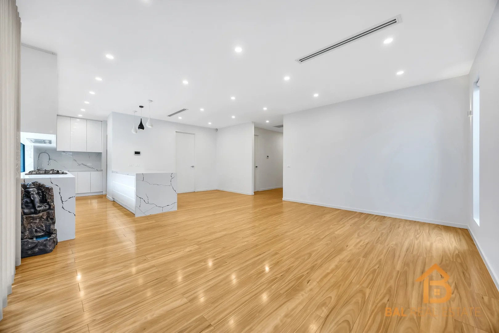 Additional image 14 of 5 Acorn Close, Mickleham VIC 3064