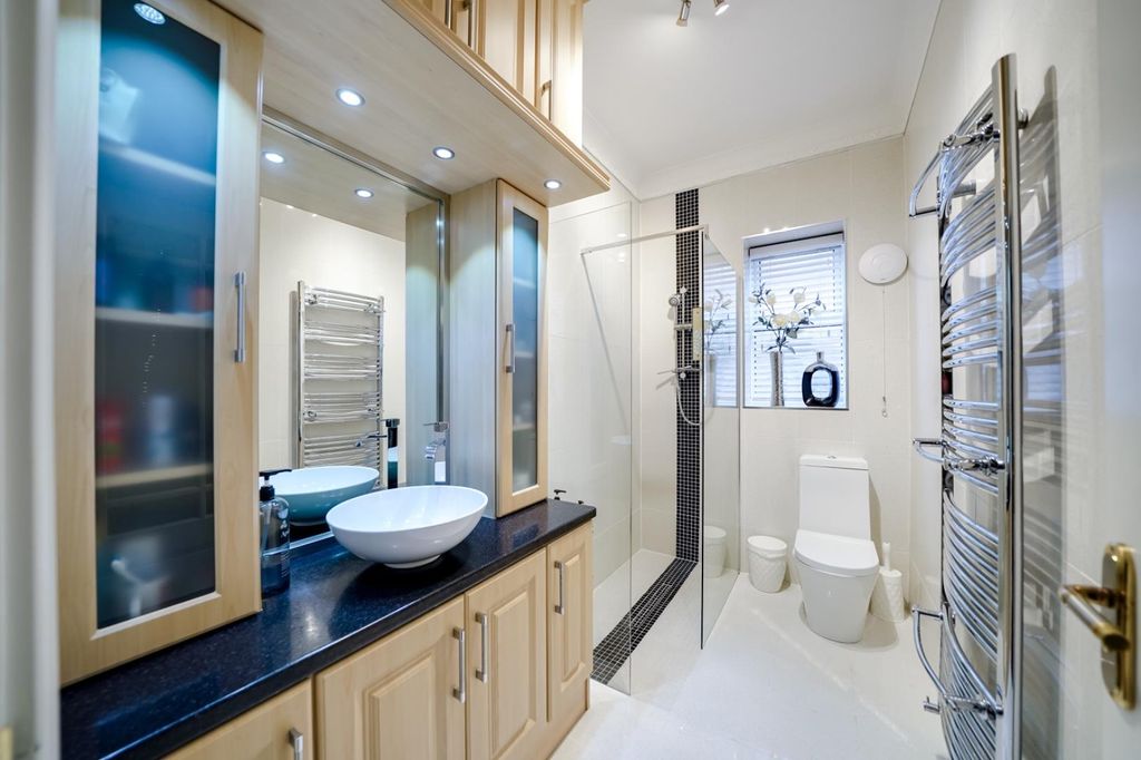 Additional image 15 of 1 bed flat for saleVictoria Road, Waterloo, Liverpool L22