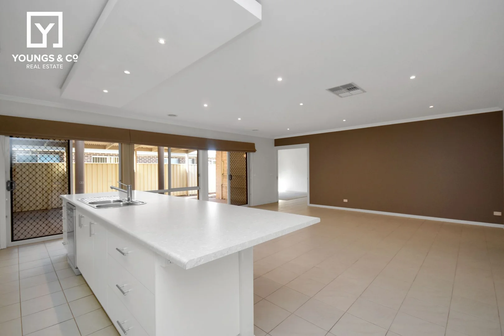 9 Cougar Place, Shepparton VIC 3630 photo 4