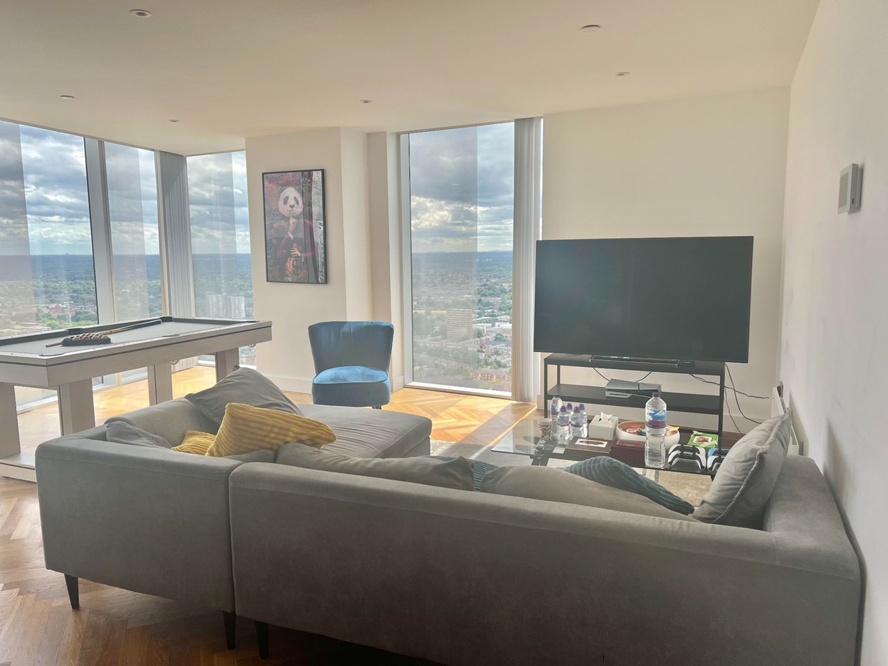 2 Bed Flat, Owen St, M15, N1 7GU photo 4