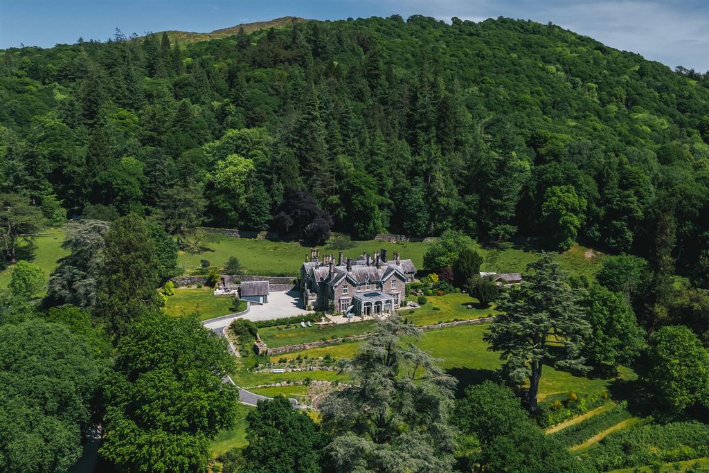 3 bed link detached house for sale3 Wansfell Holme, Windermere LA23