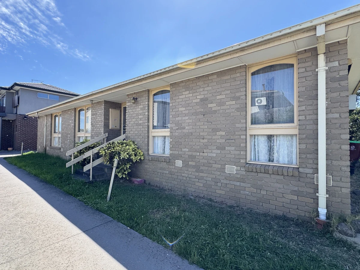 37 Carlisle Road, Hallam VIC 3803