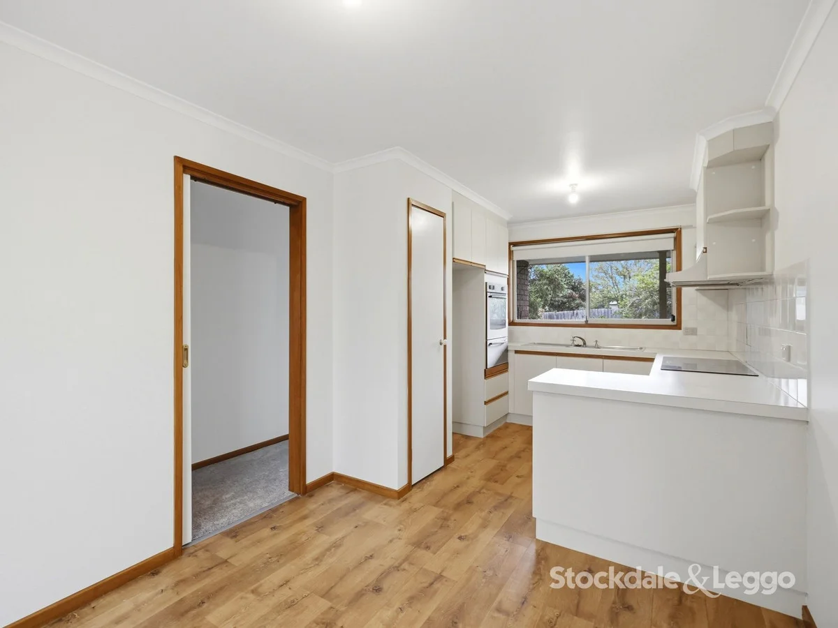2 Steele Court, Bacchus Marsh VIC 3340 photo 4