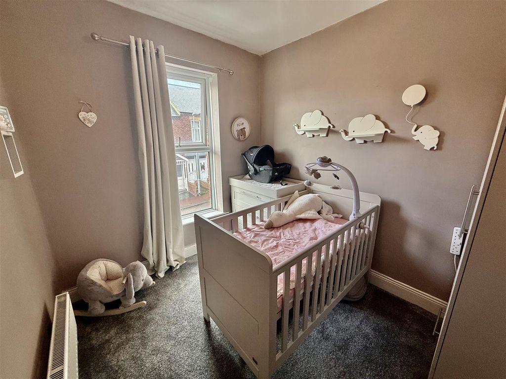 Additional image 5 of 3 bed flat for saleGeorge Street, Pelaw, Gateshead NE10