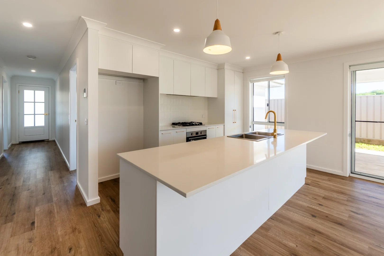 Additional image 5 of Unit A/21 Kingdon Drive, Coolamon NSW 2701