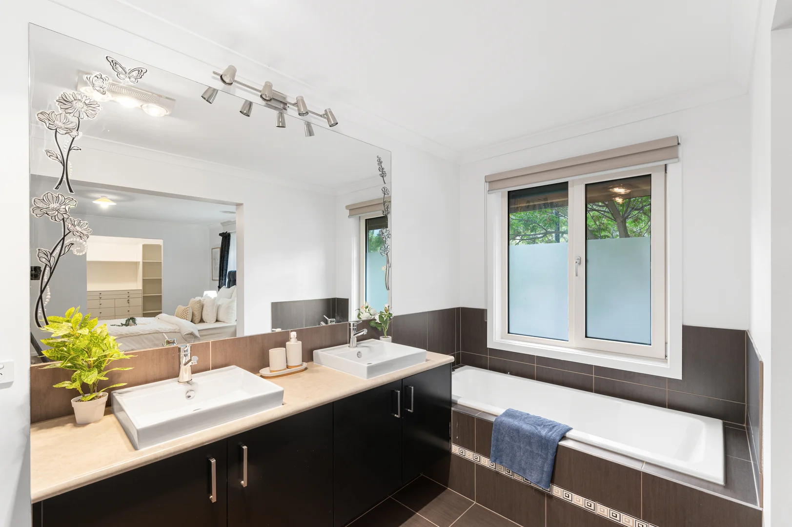 Additional image 19 of 27 Highpoint Drive, South Morang VIC 3752
