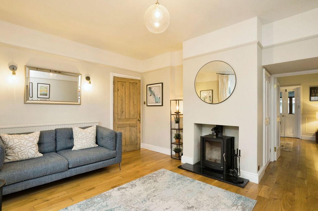 Additional image 3 of 3 bed detached house for saleSt Leonards Road, Horsham, West Sussex. RH13