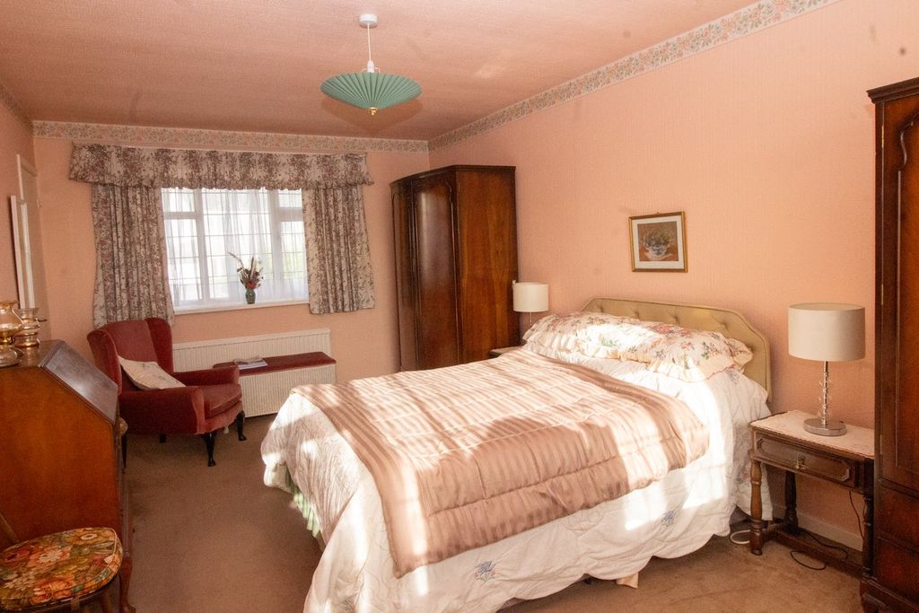Additional image 10 of 3 bed detached house for saleColhugh Street, Llantwit Major CF61