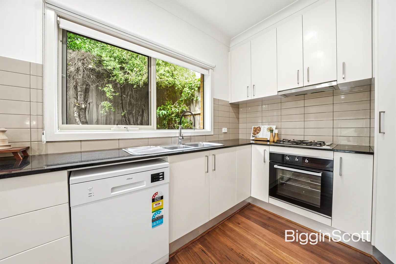 Additional image 4 of 3/21-23 Botanic Drive, Glen Waverley VIC 3150
