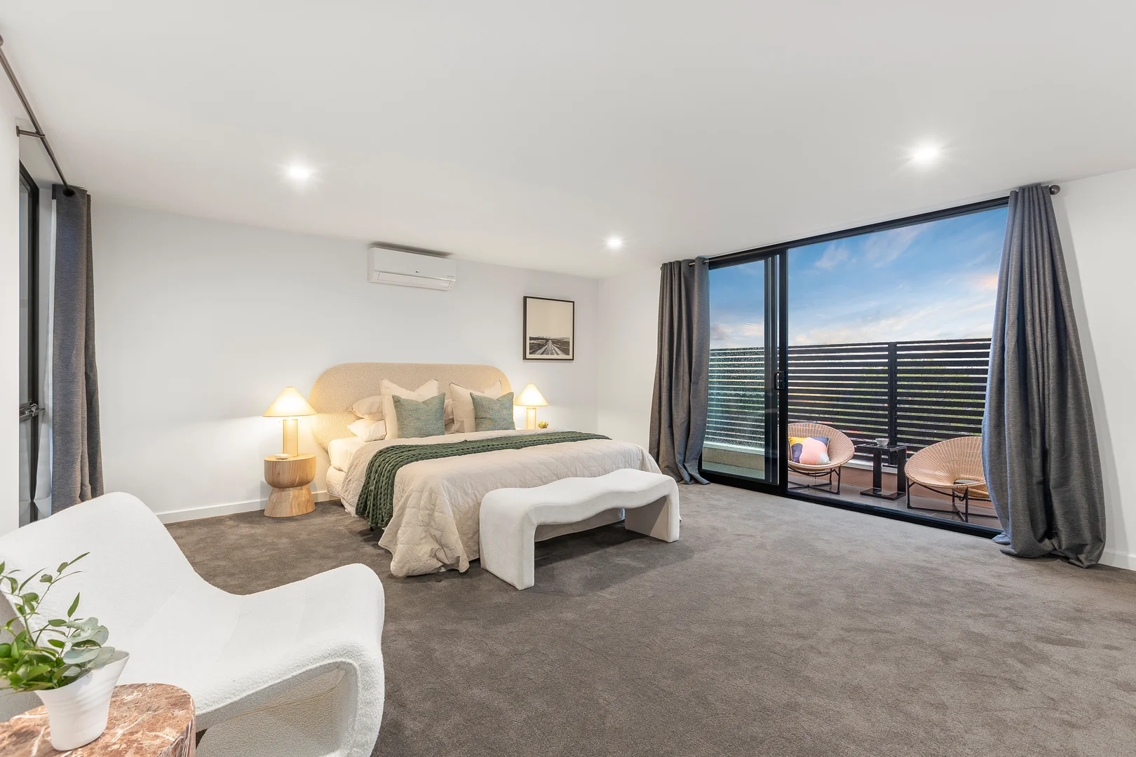 Additional image 2 of 2a/199 Charman Road, Cheltenham VIC 3192