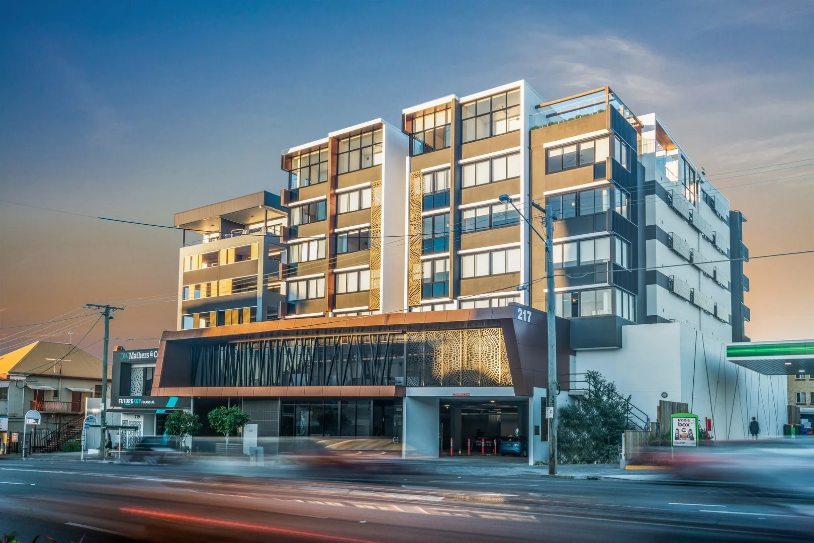 217 Lutwyche Road, Windsor QLD 4030 photo 2