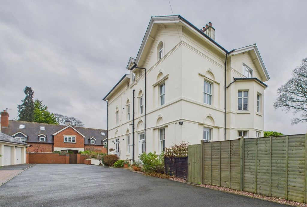 Additional image 24 of 2 bed flat for saleComo Road, Malvern WR14