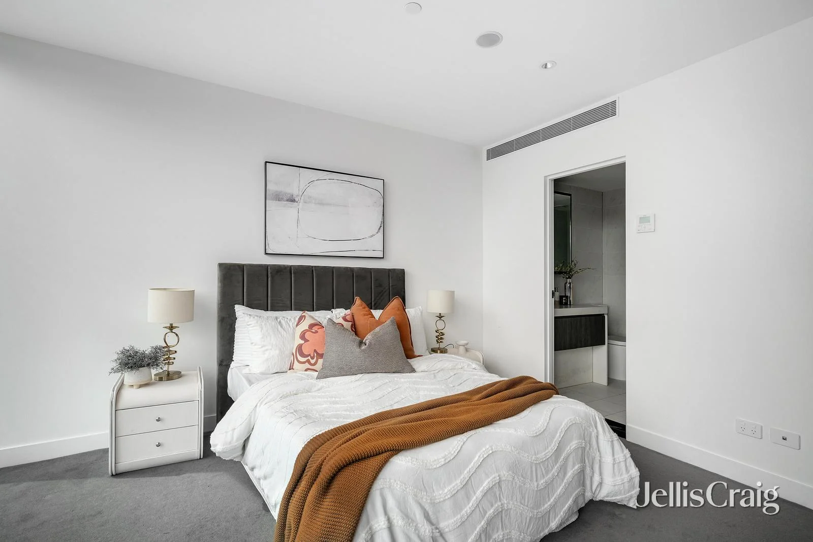 Additional image 4 of 707/8 Bowen Crescent, Melbourne VIC 3004
