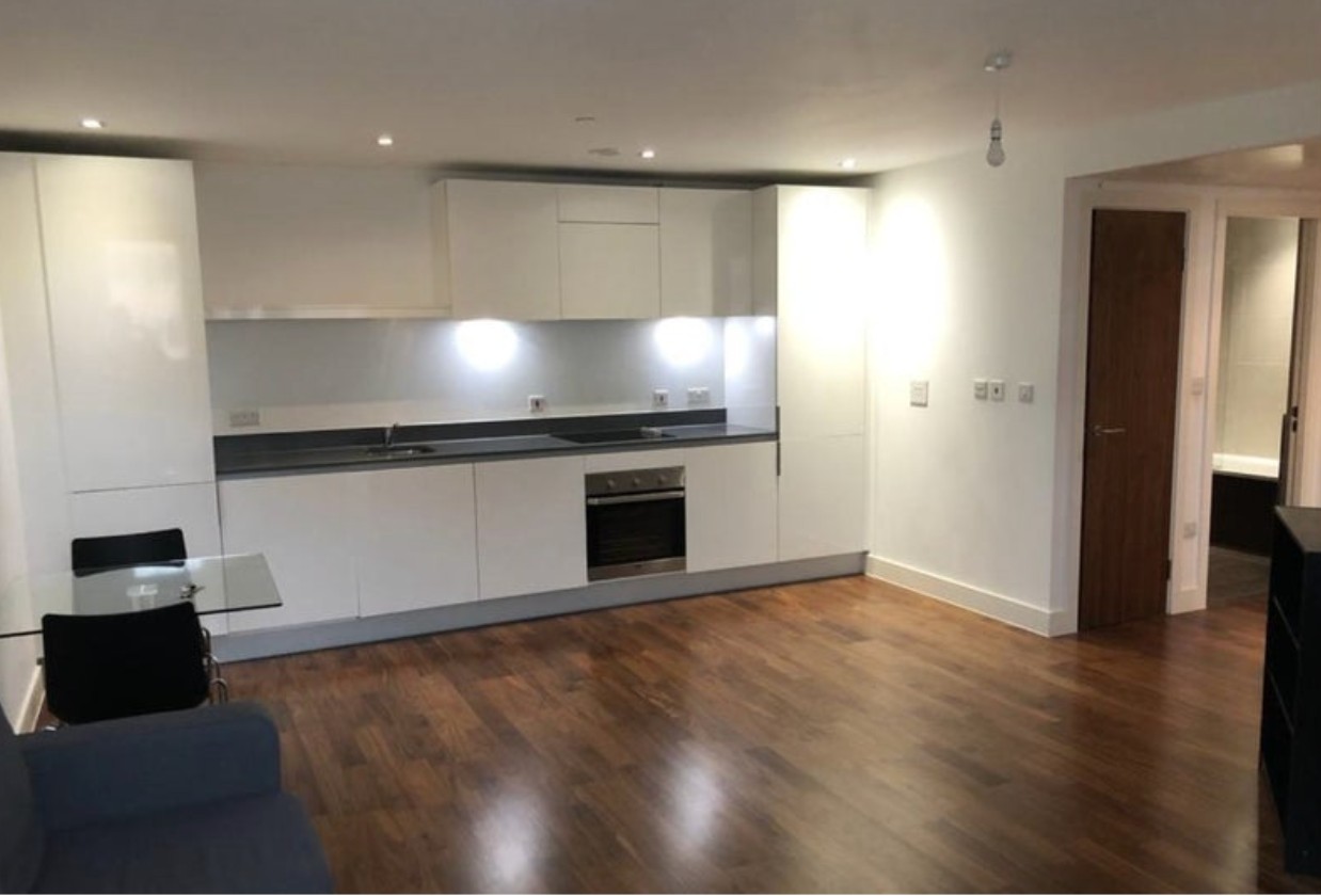 1 Bed Flat, Hagley Road, B16, N1 7GU photo 3
