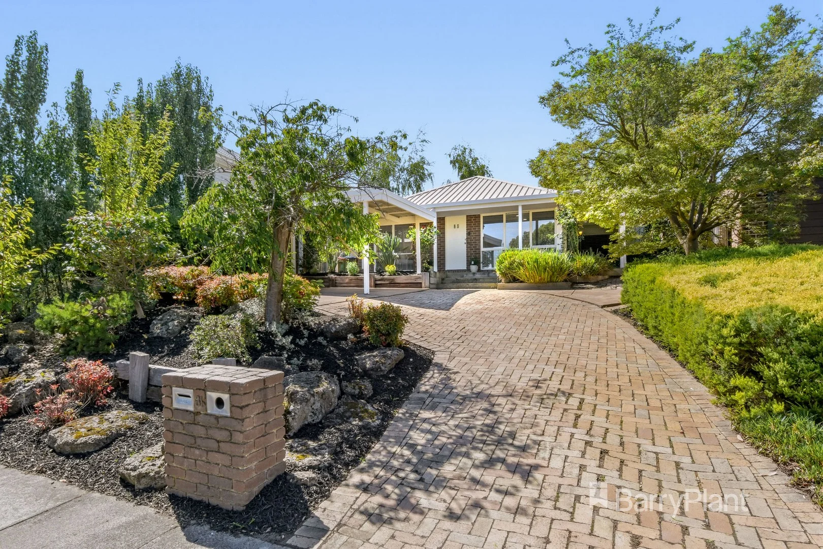 31 Harmsworth Avenue, Wantirna VIC 3152