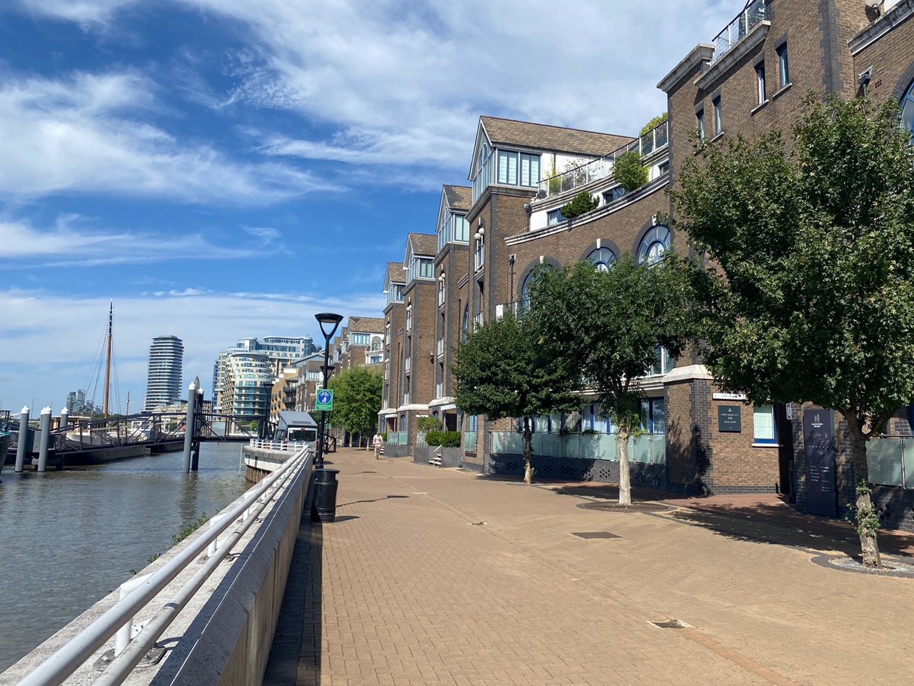 Additional image 12 of 2 Bed Flat, Plantation Wharf, SW11, N1 7GU