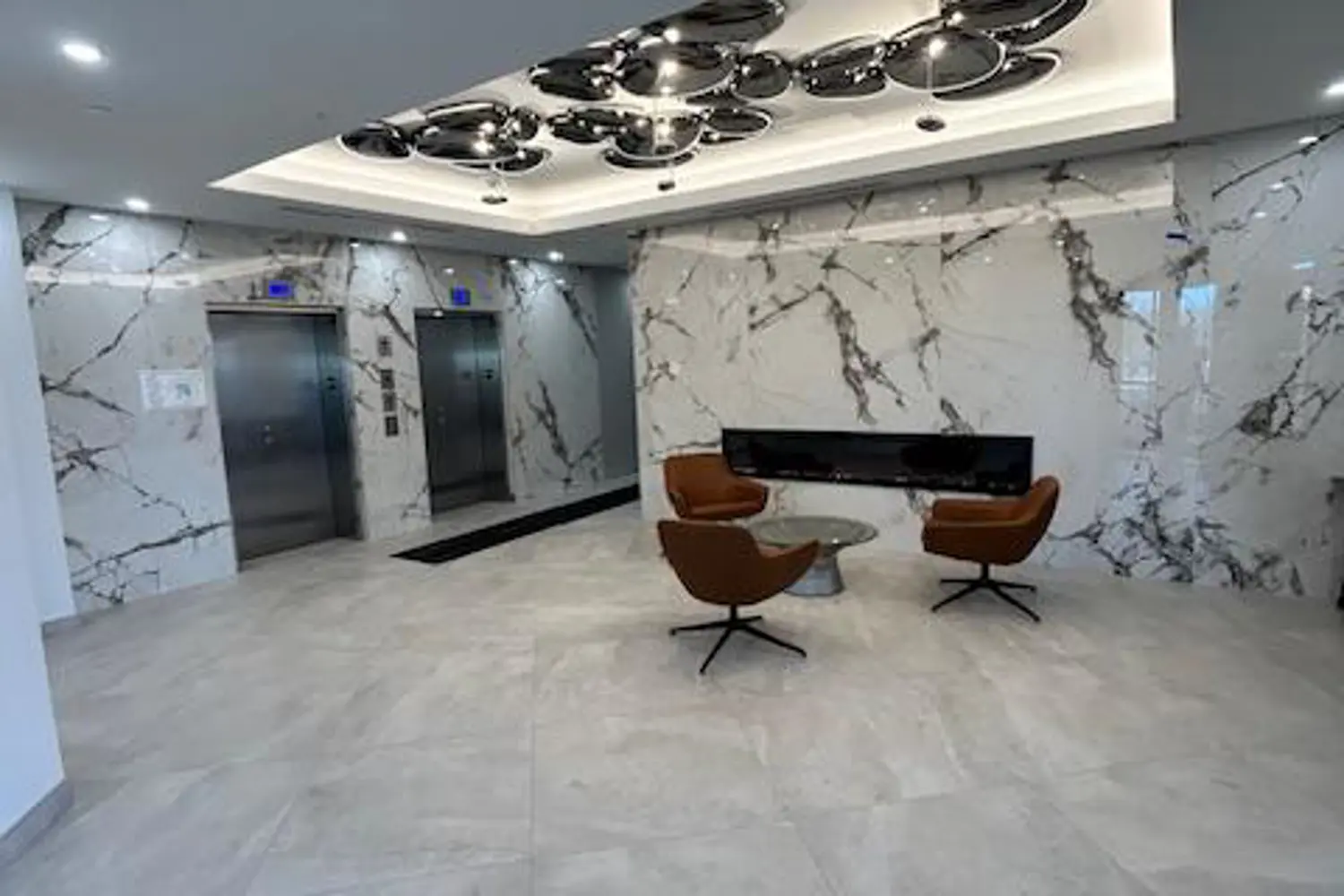 Additional image 3 of 360 Deschatelets Avenue 106