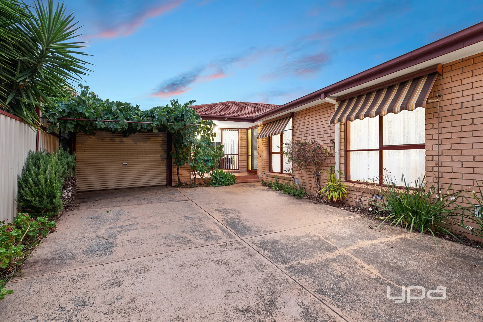 Additional image 2 of 37 Tarlee Drive, Albanvale VIC 3021