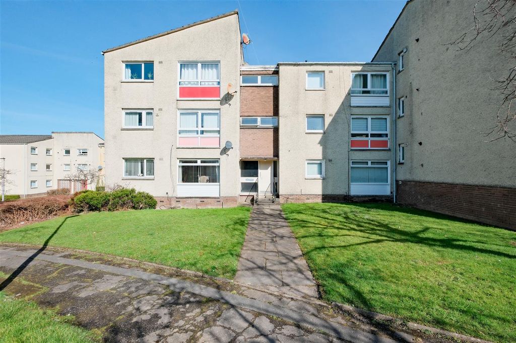 1 bed flat for saleBurnblea Gardens, Hamilton ML3
