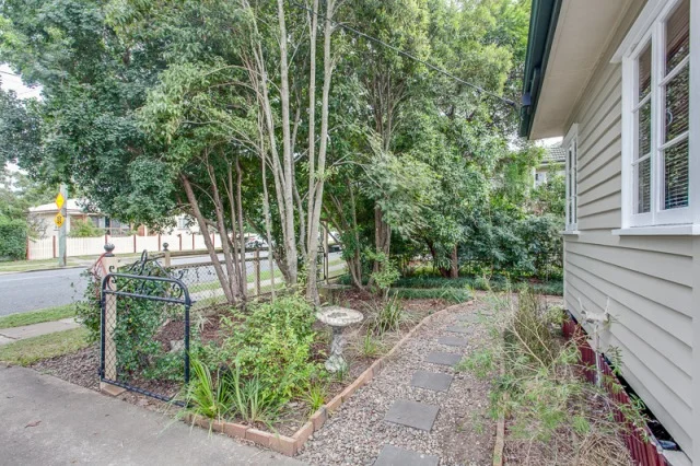 Additional image 3 of 184 Oxley Road, Graceville QLD 4075