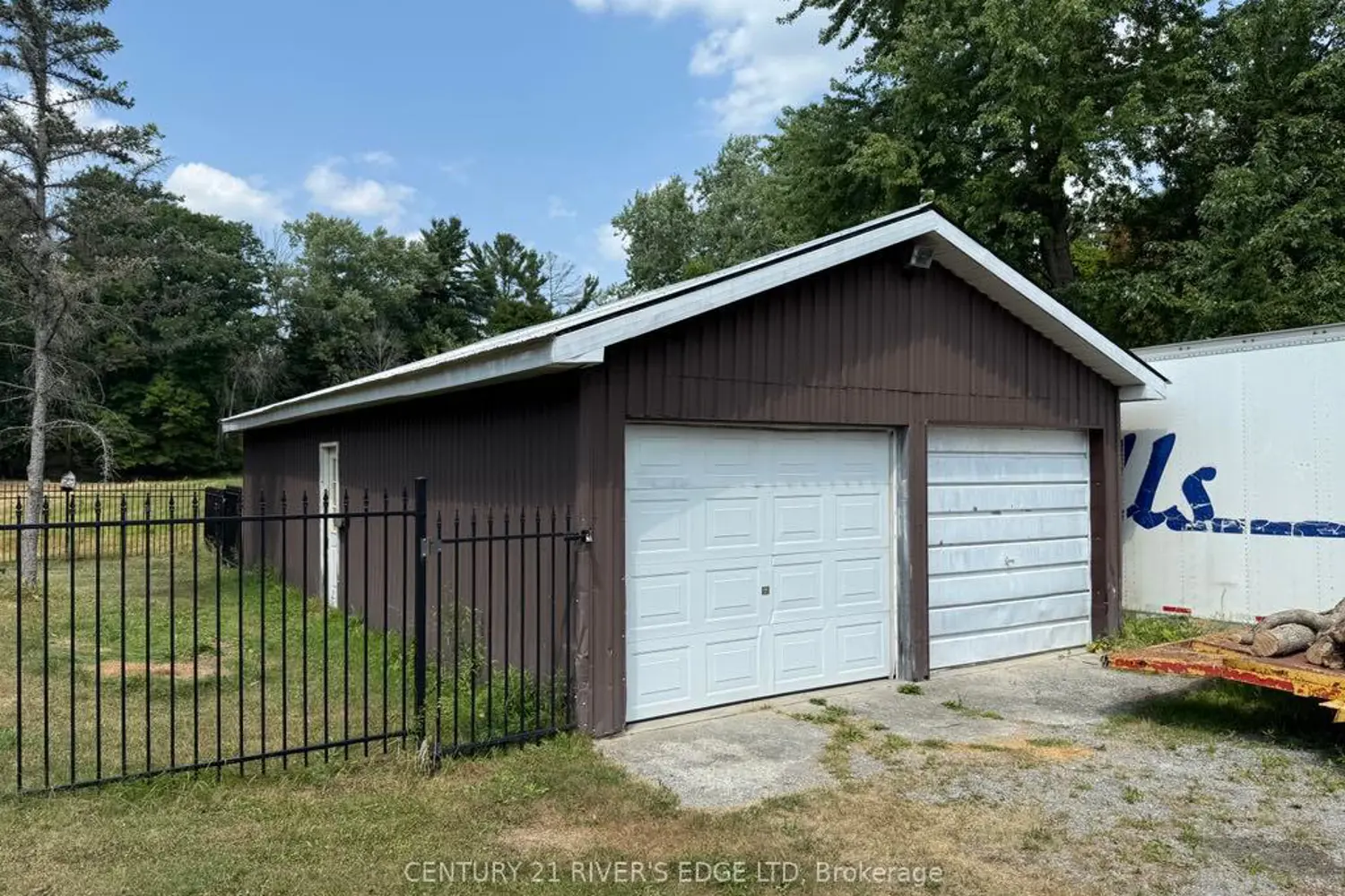 1432 County Rd 2 Road photo 2