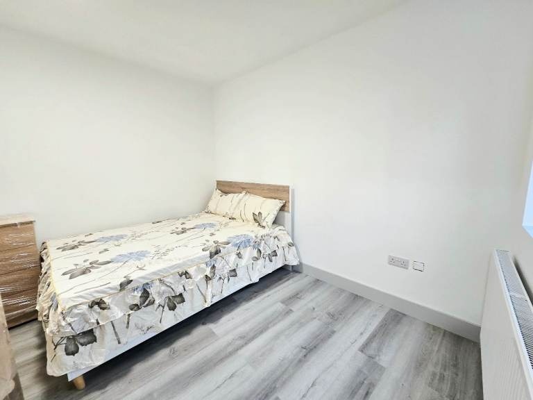 Room in a Shared Flat, Bethnal Green Road, E2, N1 7GU photo 3