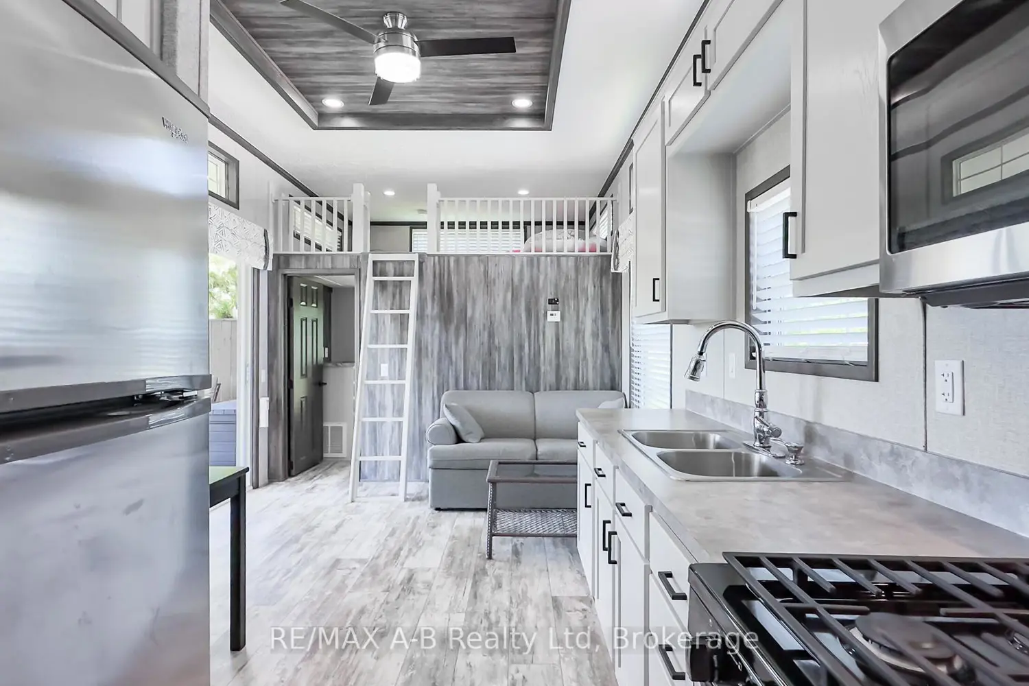 Additional image 11 of 923590 Road 92 Street 652