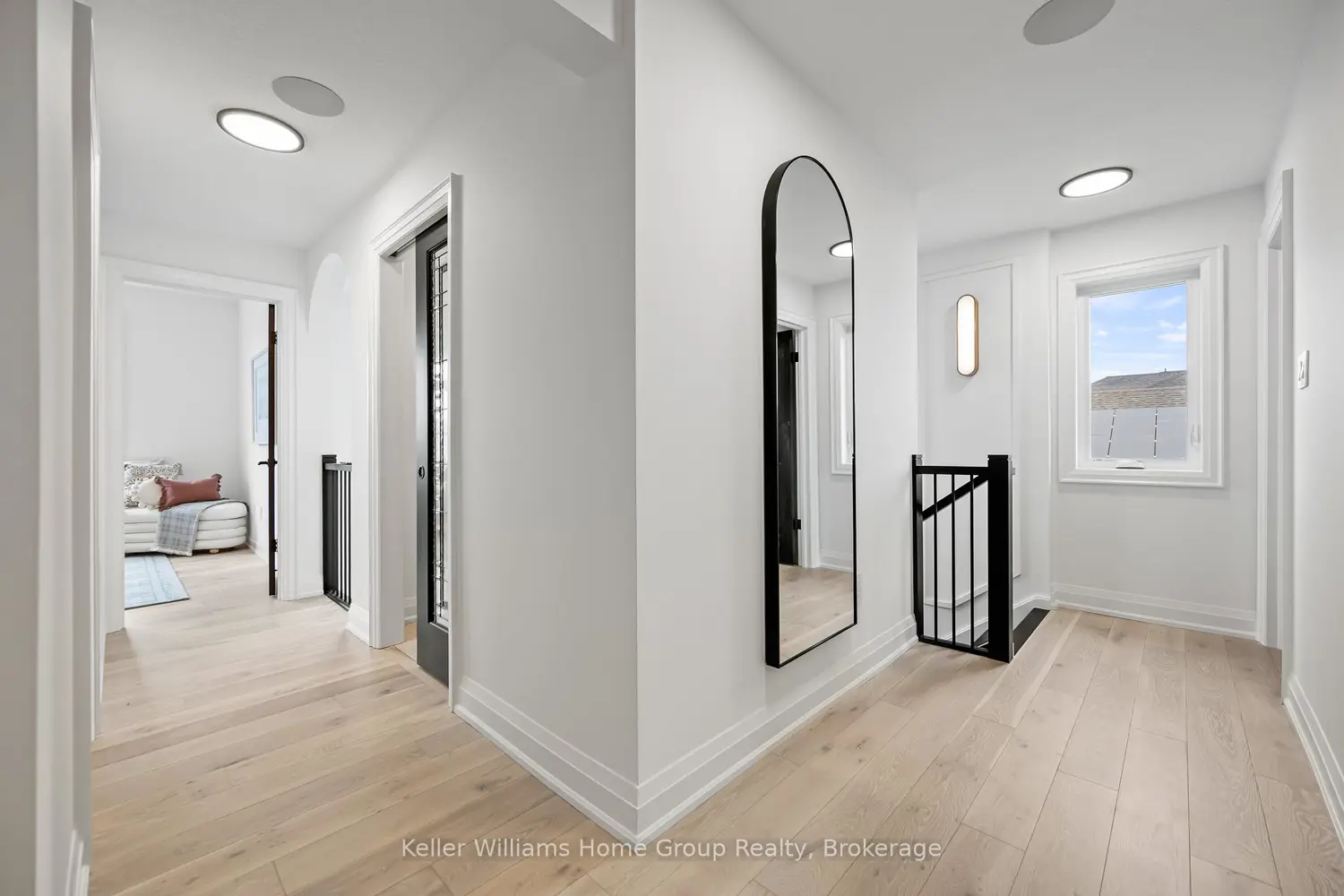 Additional image 17 of 37 Halls Drive