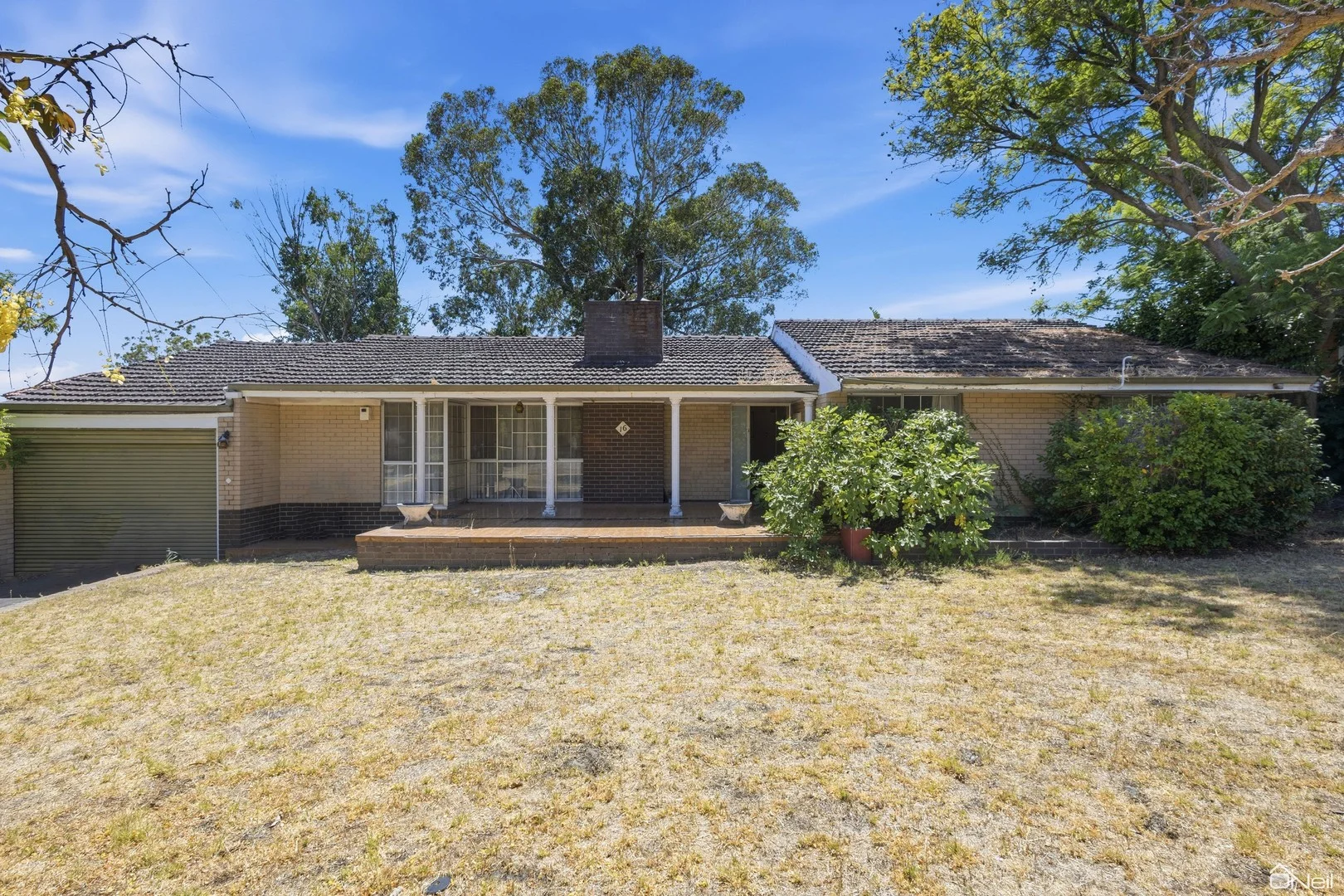 16 Haslemere Drive, Mount Nasura WA 6112