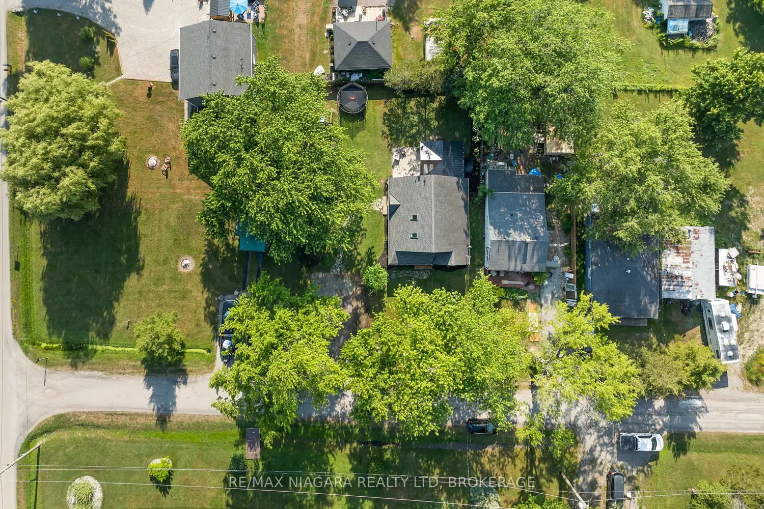 Additional image 20 of 11748 Summerland Avenue