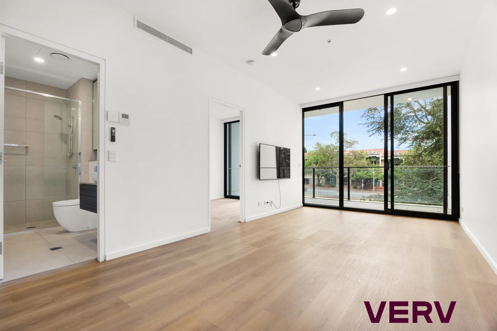 Additional image 5 of 9/17 Captain Cook Crescent, Griffith ACT 2603