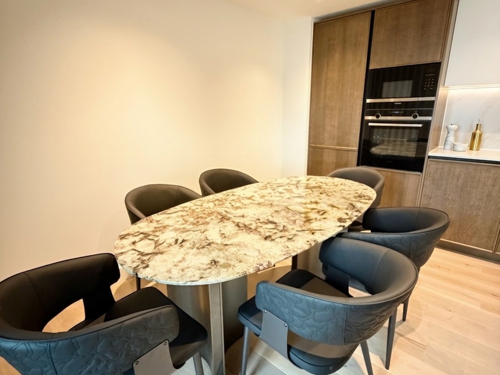 2 Bed Flat, Watermark House, WC1X, N1 7GU photo 2