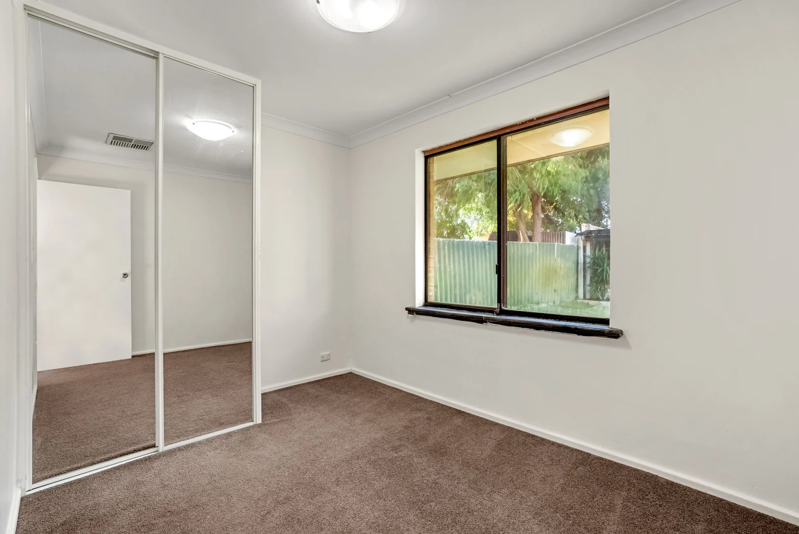 Additional image 11 of 7 Lynda Crescent, Cooloongup WA 6168
