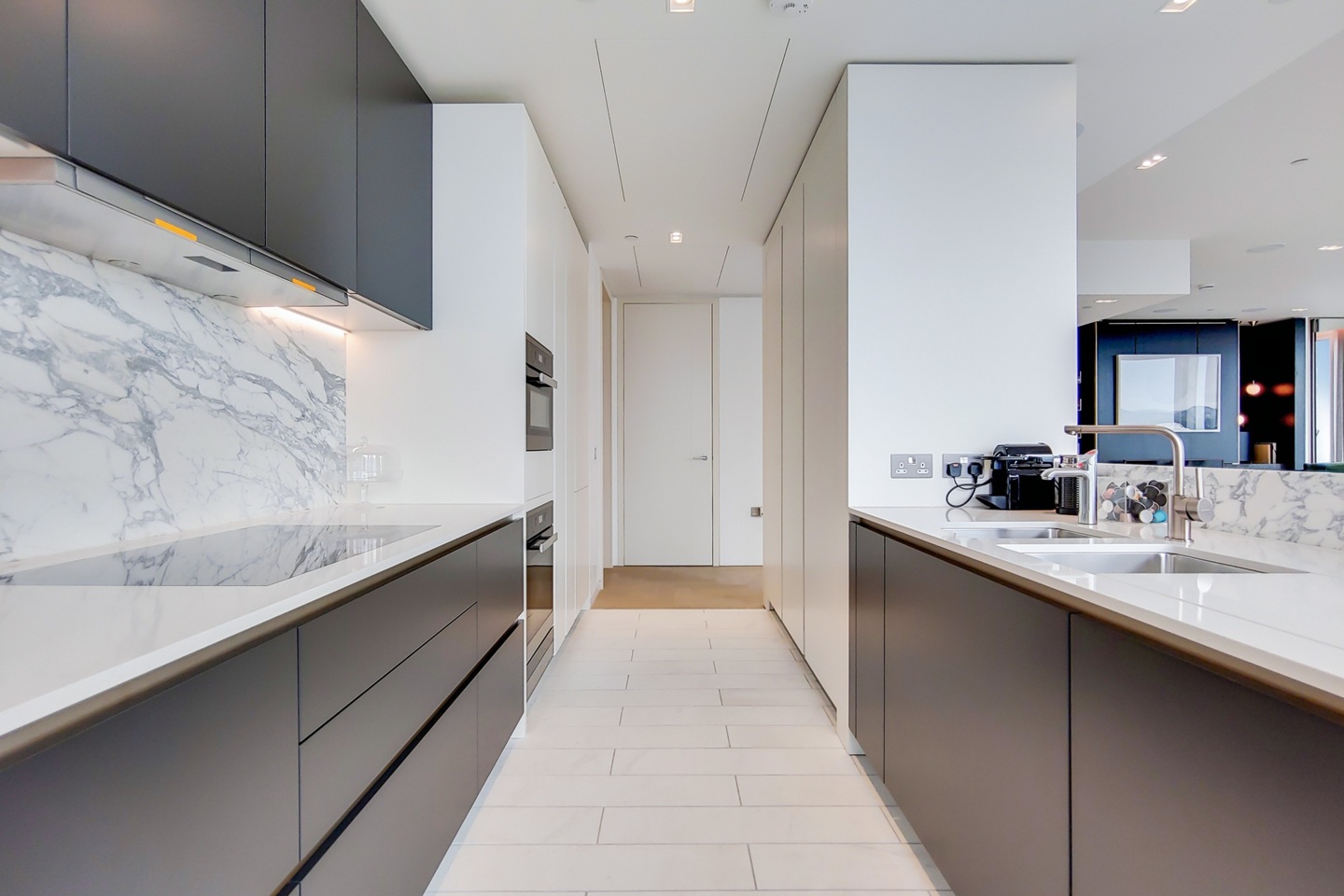 3 Bed Flat, Upper Ground, SE1, N1 7GU photo 4