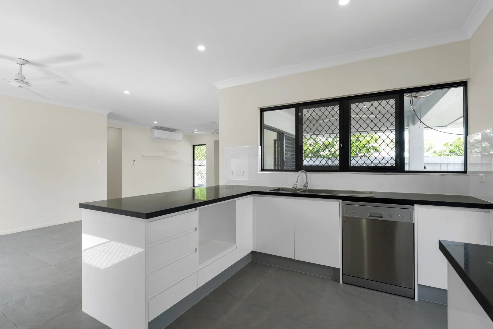 Additional image 8 of 36 The Avenue, Trinity Park QLD 4879