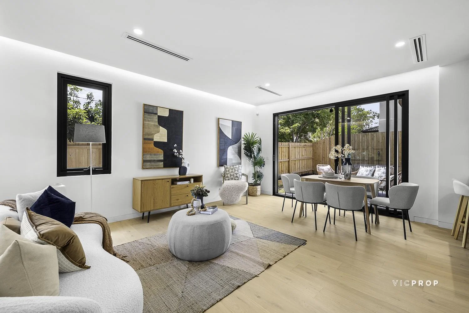 Additional image 2 of 1/116 Station Street, Burwood VIC 3125