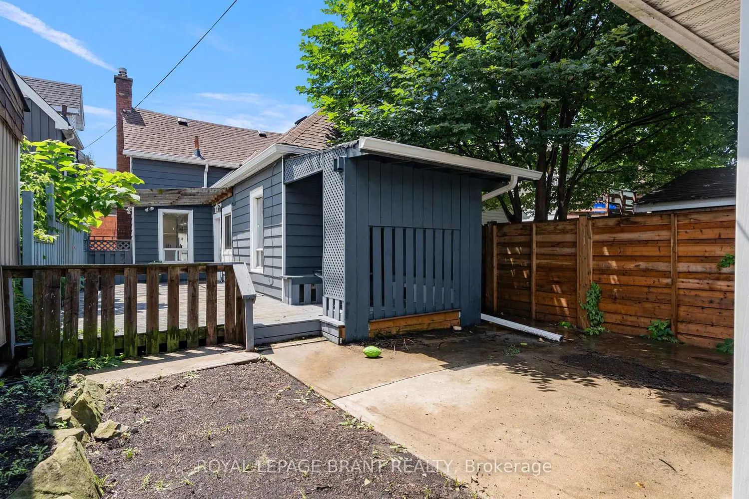 Additional image 18 of 33 Highland Avenue