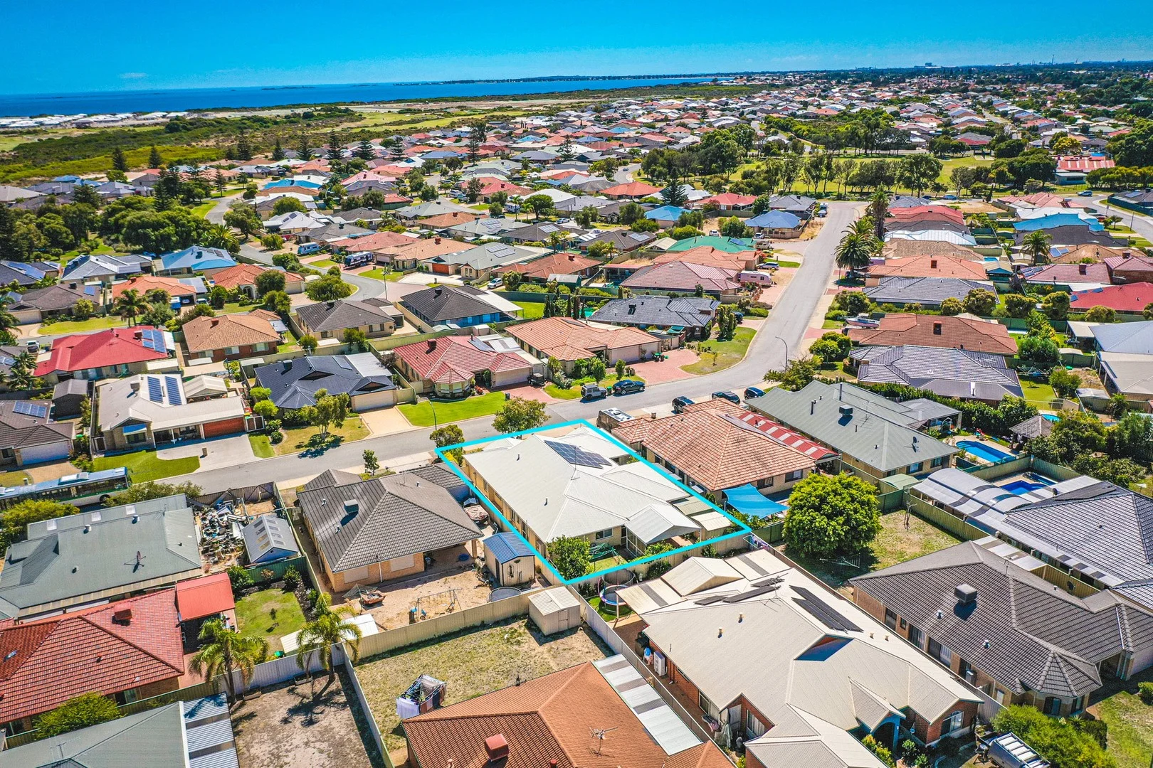 24 Chesapeake Parade, Port Kennedy WA 6172