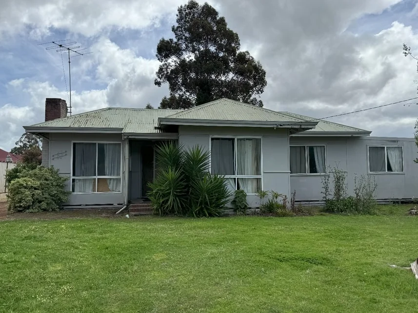 57 Clarke Street, Manjimup WA 6258
