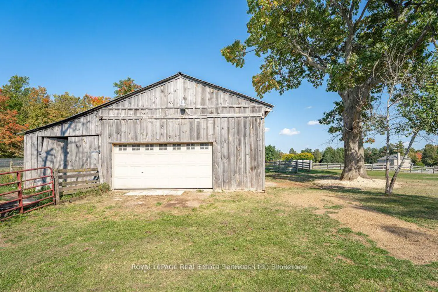 9630 Wellington Road 42 photo 3