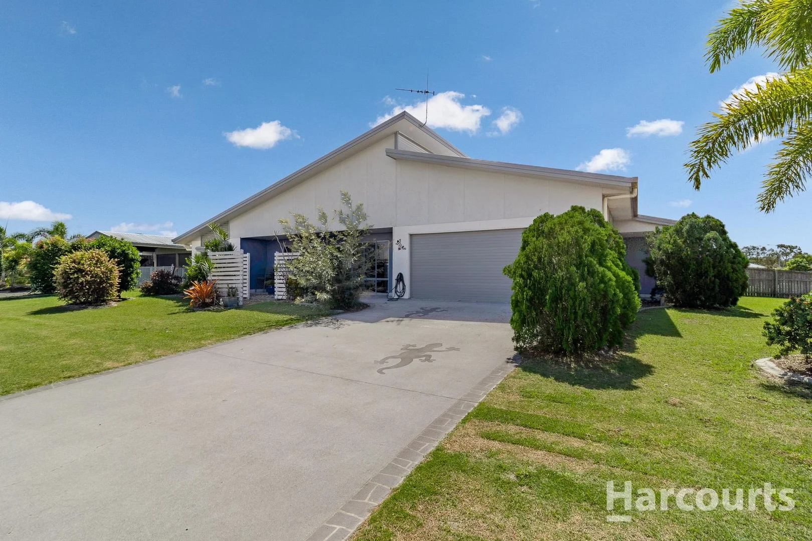 13 Eagle Road, Woodgate QLD 4660