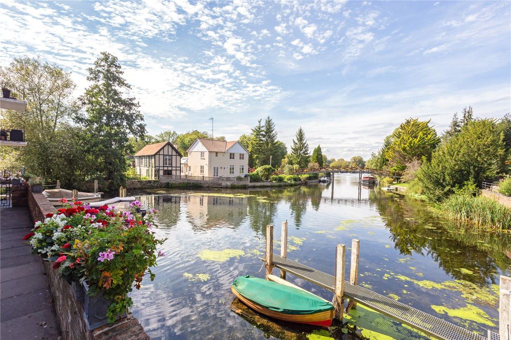 Additional image 19 of 3 bed flat for saleMarsh Mills, Wargrave Road, Henley-On-Thames, Oxfordshire RG9