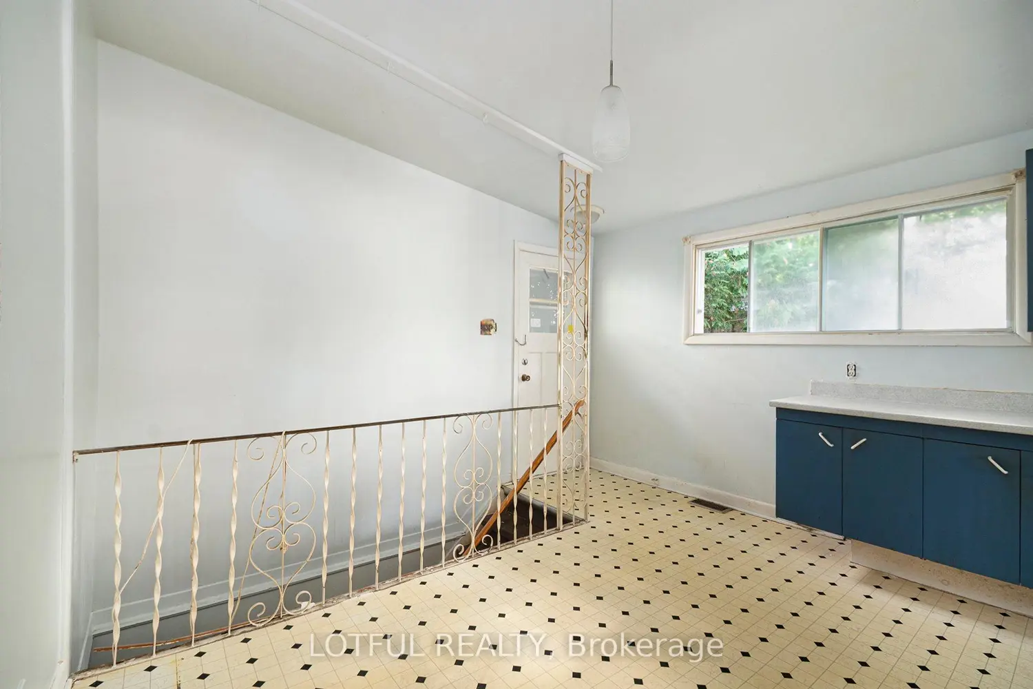 Additional image 8 of 328 Perrier Avenue