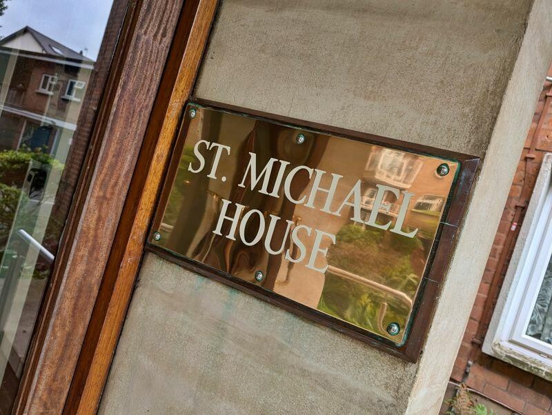 2 Bed Flat, St. Michael House, B16, N1 7GU photo 2