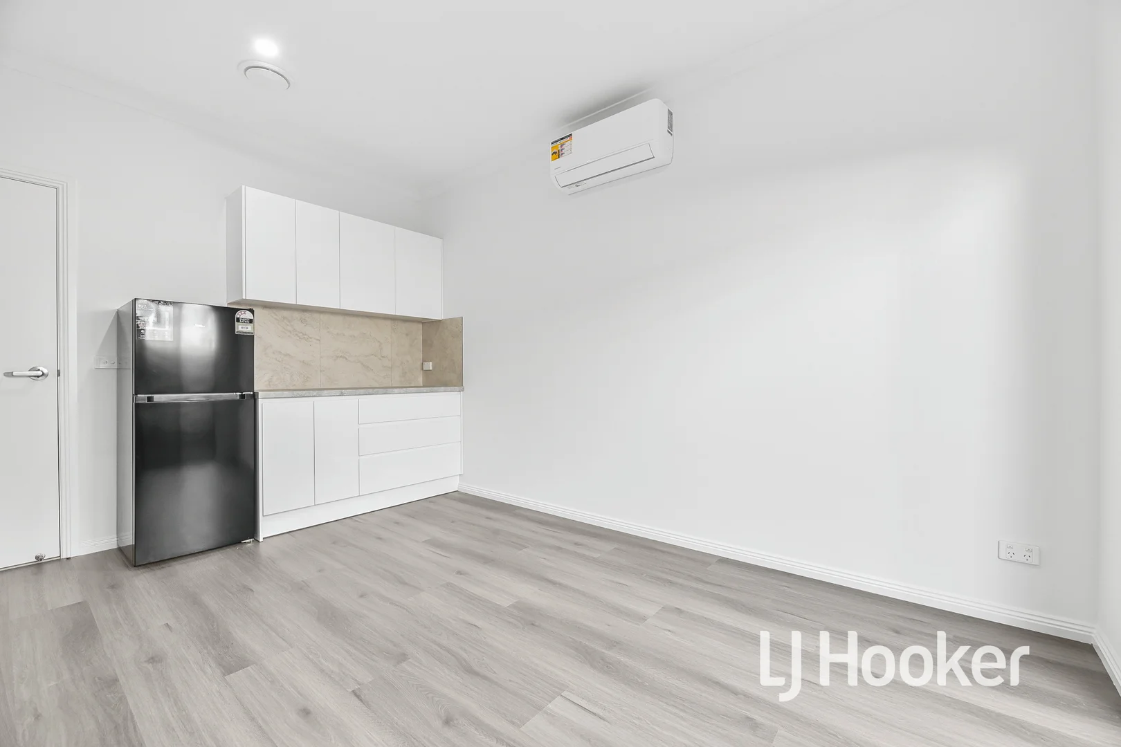 Additional image 7 of 28 Scott Street, Cranbourne VIC 3977