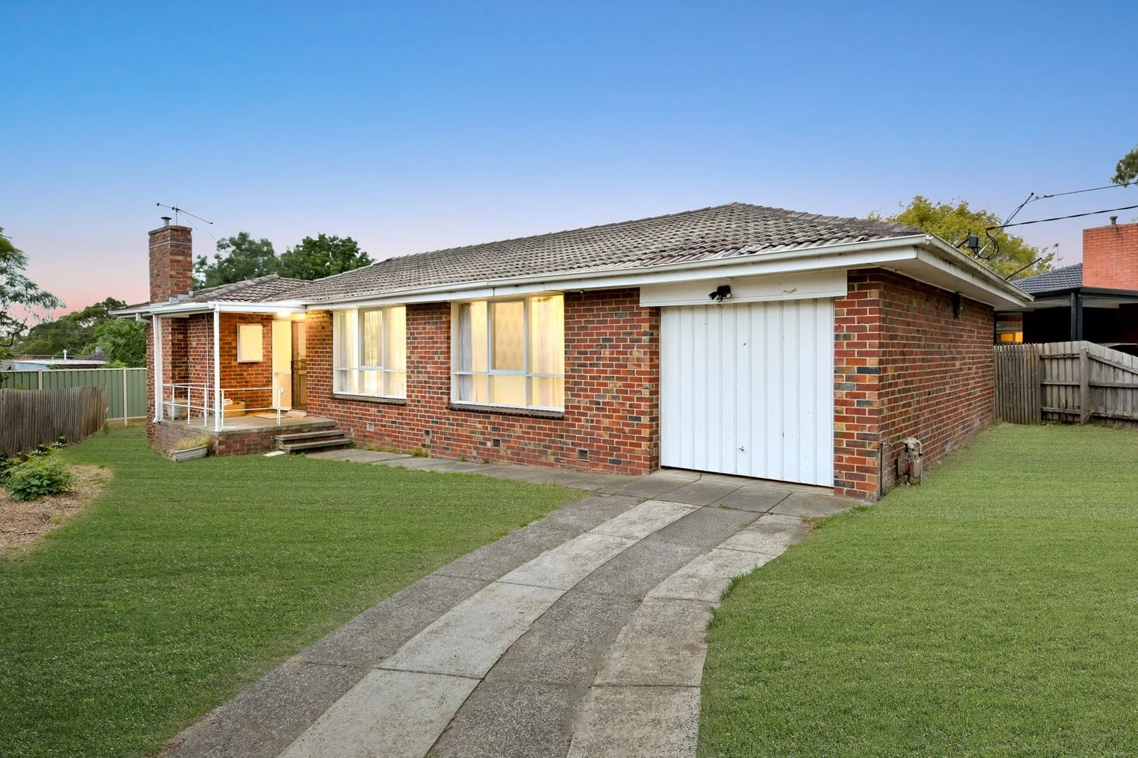 2 Arundel Court, Mulgrave VIC 3170
