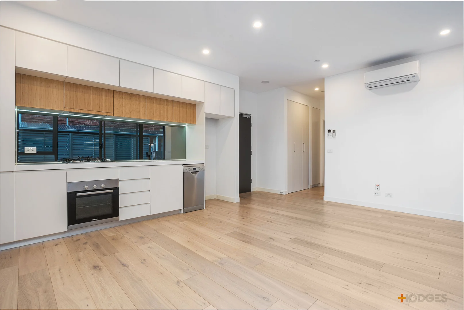 Additional image 2 of 6/144 Hawthorn Road, Caulfield North VIC 3161