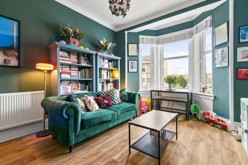 Additional image 3 of 2 bed flat for saleGlasgow Road, Dumbarton G82