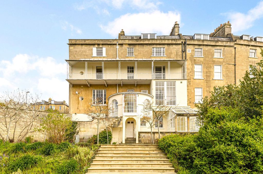 8 bed end terrace house for saleWidcombe Crescent, Bath BA2